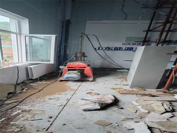 灌阳地基基础下沉墙体裂缝加固注浆顶升施工